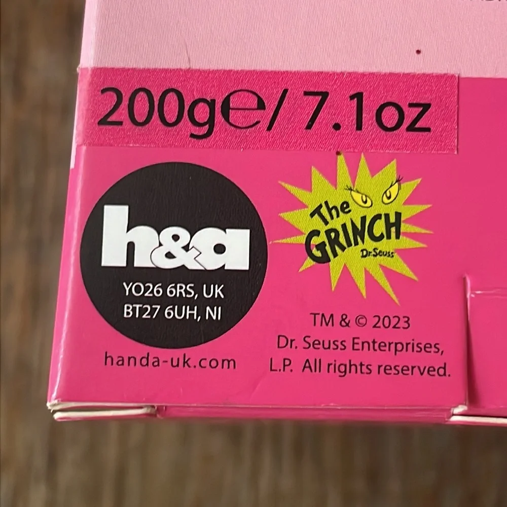 Grinch Cindy Lou Bath Fizzer Bomb - Picture 5 of 5